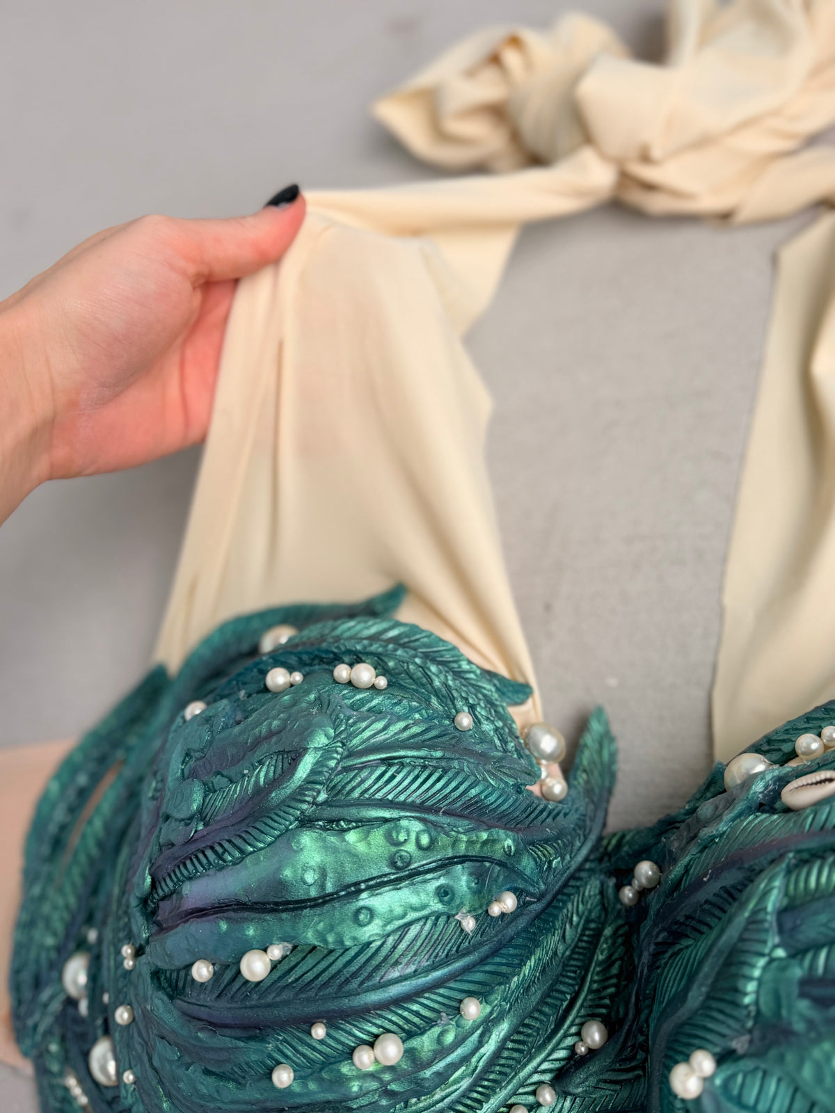 Pre-Made Seaweed Siren Silicone Mermaid Top – Green Color Shift | 34H Cup or D-Ring Tie Back