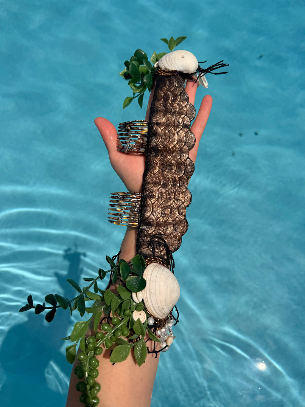 Clam Shell Bronze Scale band Headress