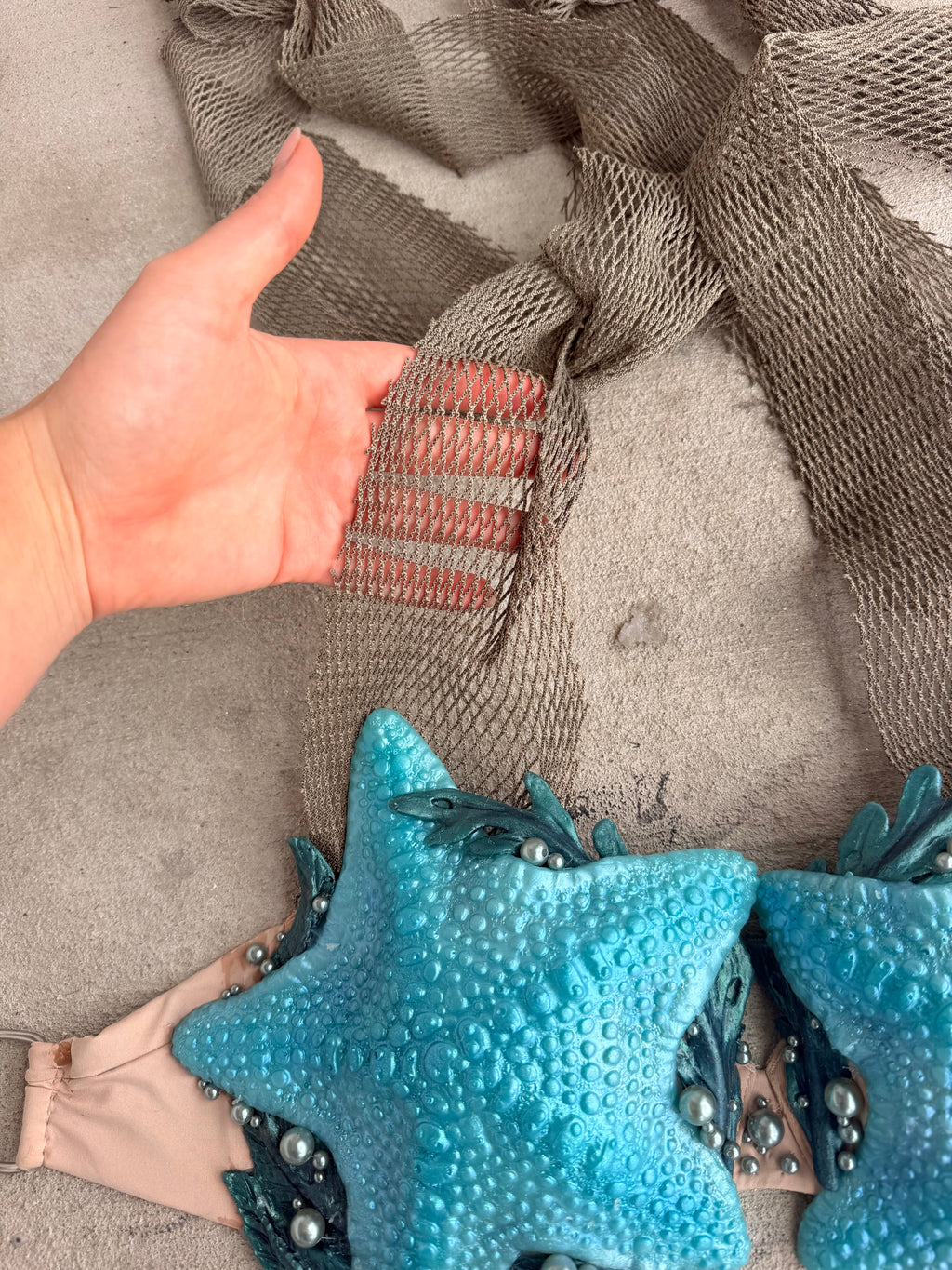 Turquoise Starfish Mermaid Top – D Cup Premade D-ring band