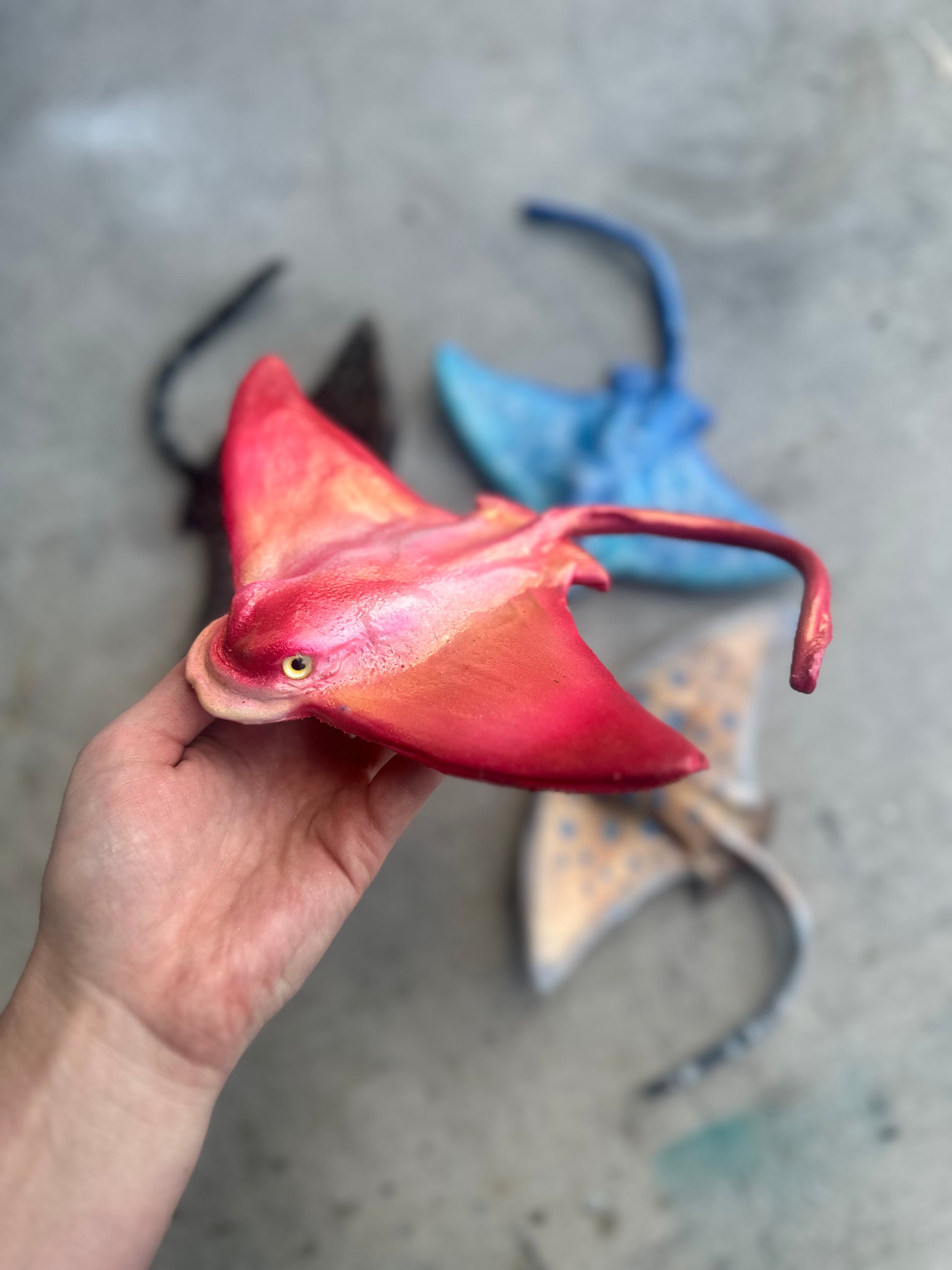Pre-made Handmade Silicone Stingray Sculpture – Poseable & Pool-Ready
