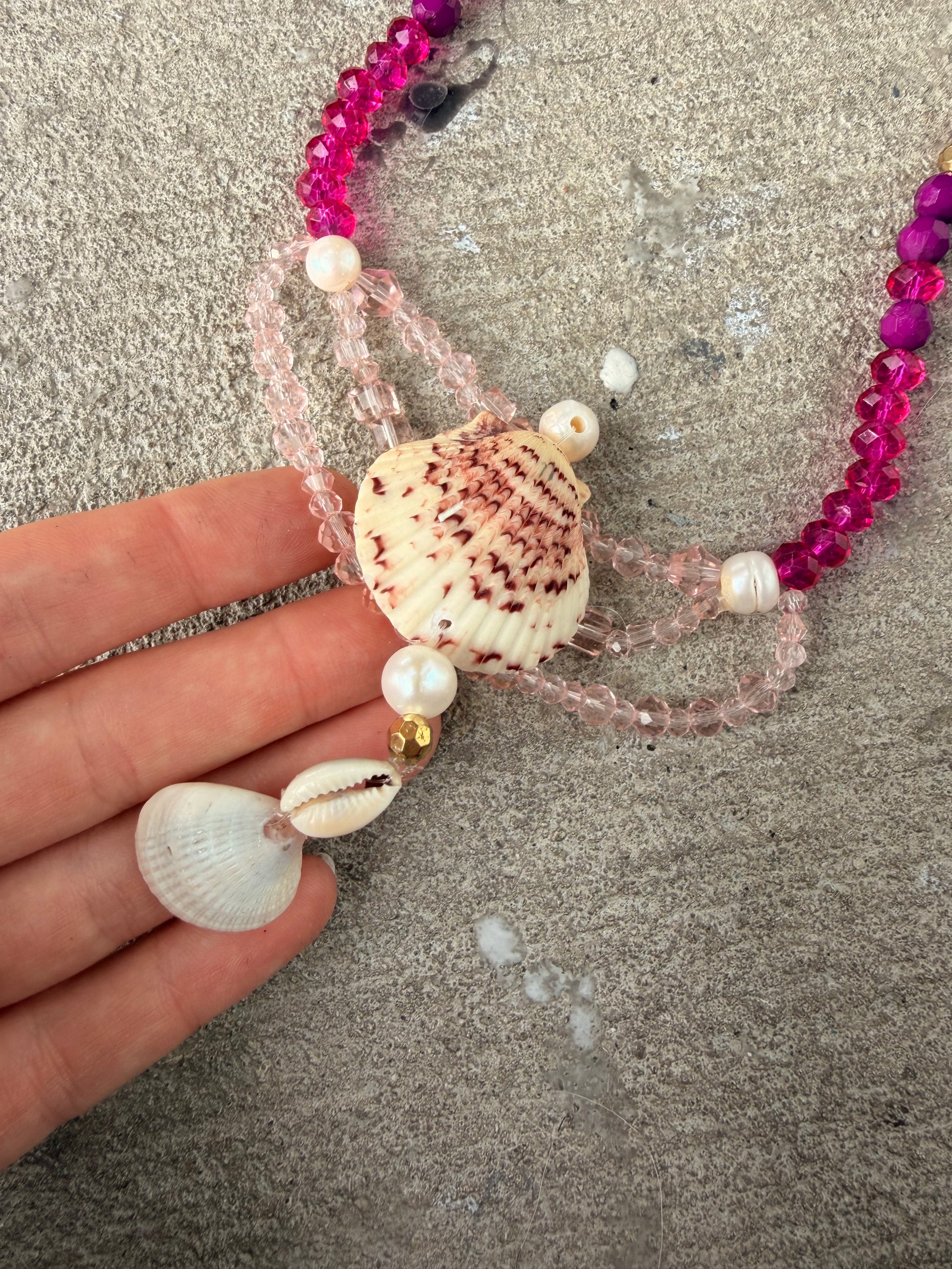 Rosetide Shell Necklace – Crystal Drop Ocean Adornment