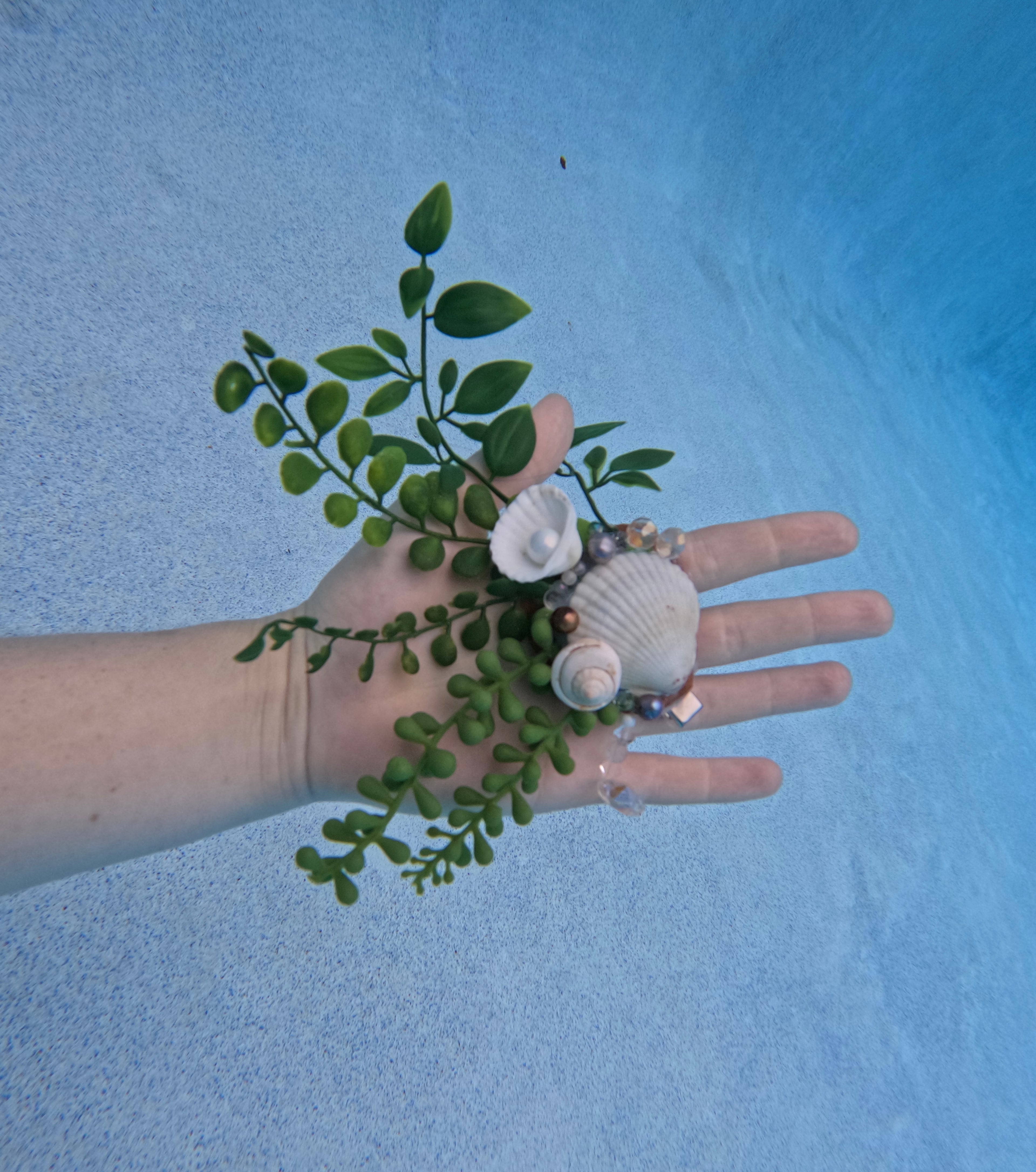 Shell-Inspired Mermaid Hair Pieces – Headdresses + Clip