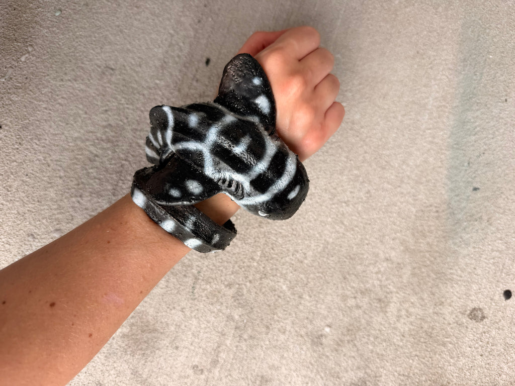 Shark Arm Wraps – Flexible Silicone Performance Accessories