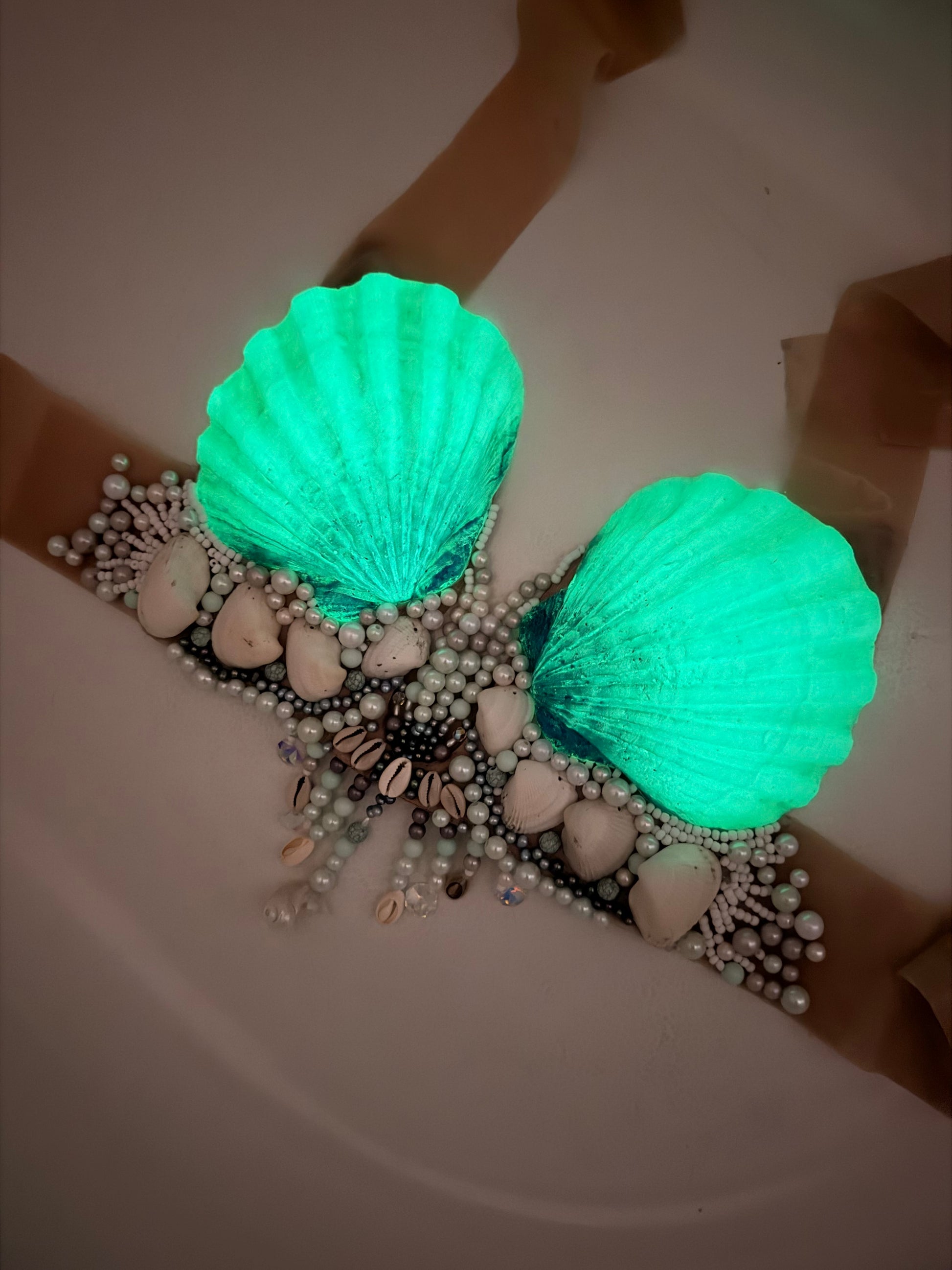 Glow Reef Shell Mermaid Top – (pre-made) Deep Plunge Bra base (B Cup)