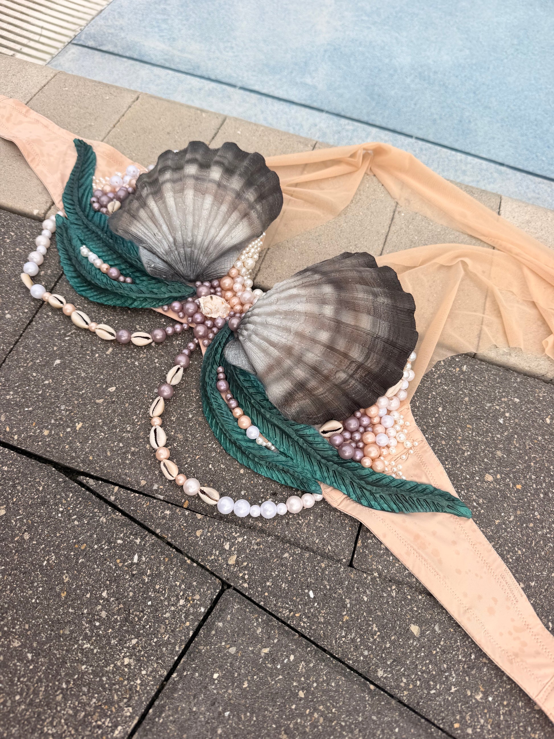 Black Siren Pearl Shell Mermaid Top