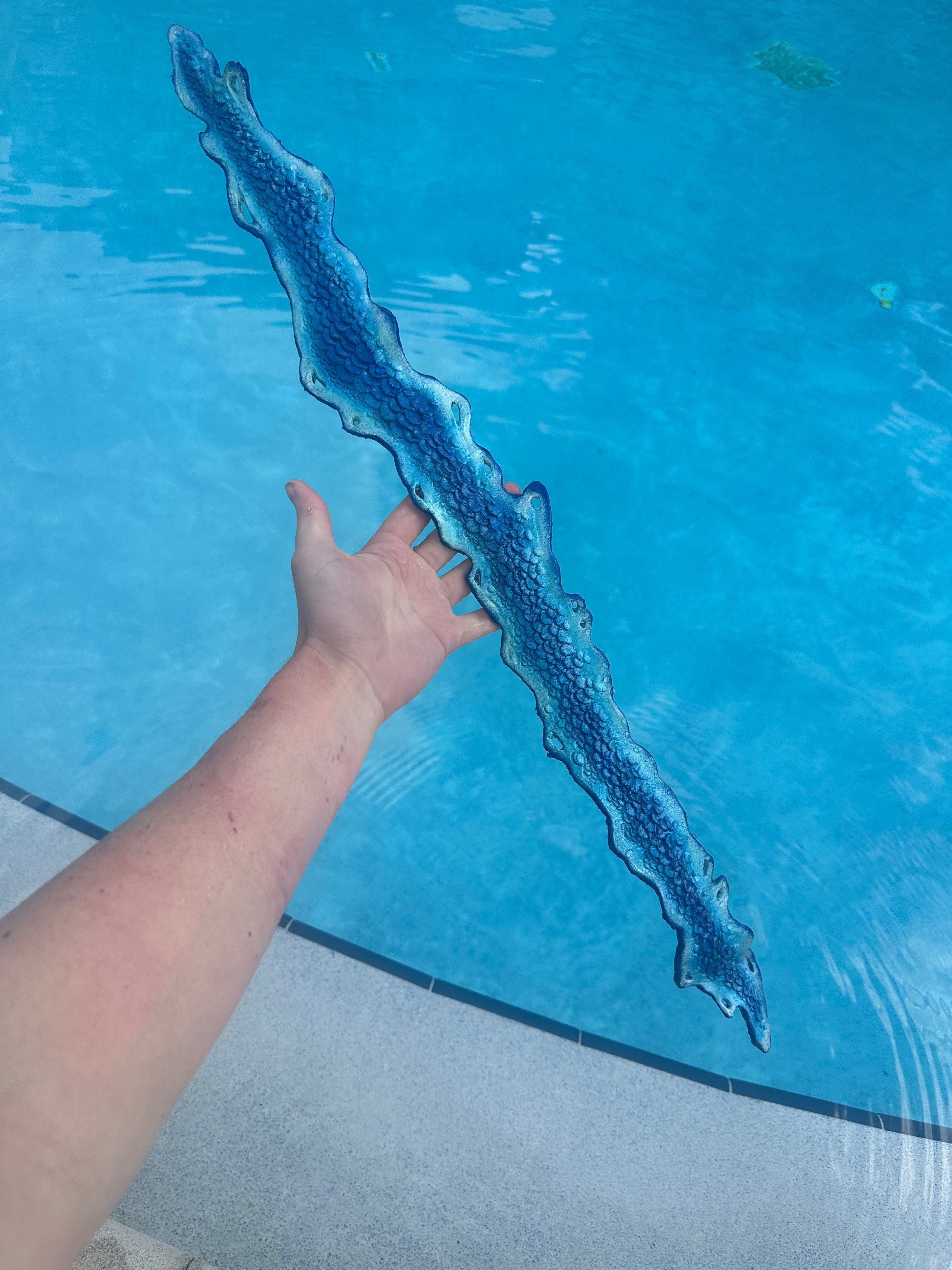 Mako/H2O Mermaid Arm Wrap -Long