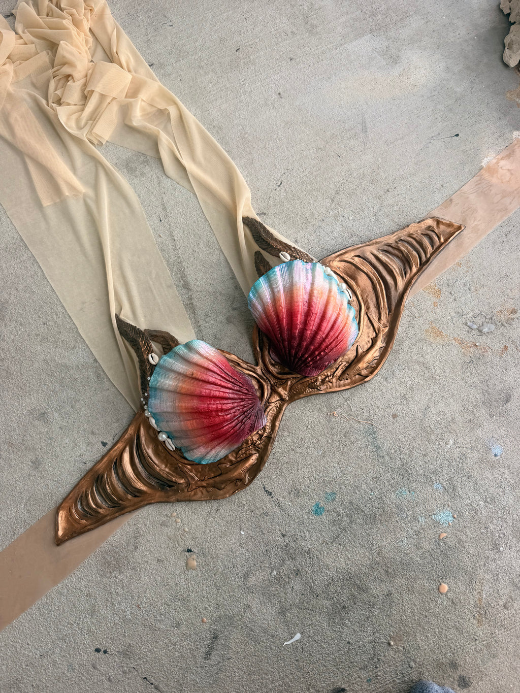 Pre-made D cup Shell Plated Silicone top